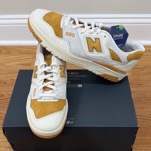 New Balance 550 White and Brown Sneakers -box no lid - brand new